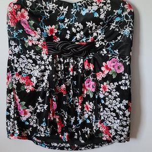 Torrid size 2 strapless top